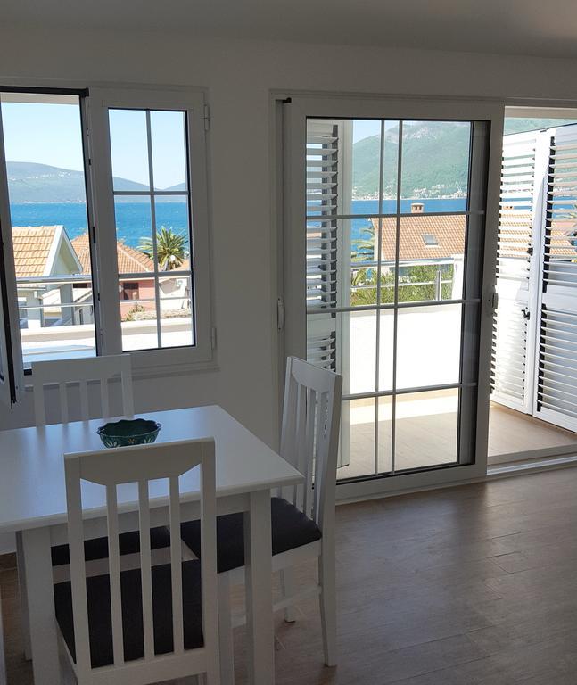 Apartment Milas Tivat Bagian luar foto